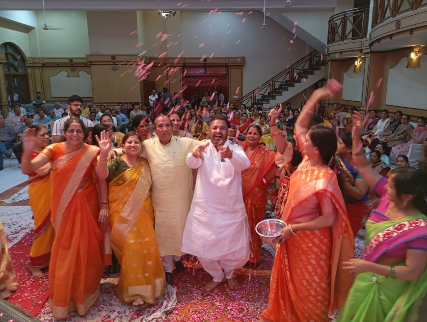 विश्व जागृति मिशन, इंदौर मंडल के तत्वाधान में परमपूज्य सद्गुरुदेव आचार्य सुधांशु महाराज की संस्था का होली मिलन एवं फाग उत्सव का आयोजन सम्पन्न
