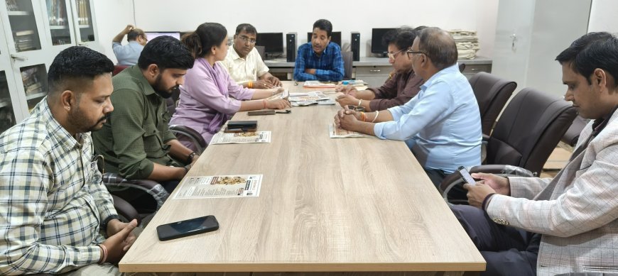 इंदौर मीडिया कॉनक्लेव में शहर के इंफ्ल्यूएसर्स भी आएँ साथ, प्रेस क्लब में सोशल मीडिया इंफ्ल्यूएसर्स की बैठक संपन्न
