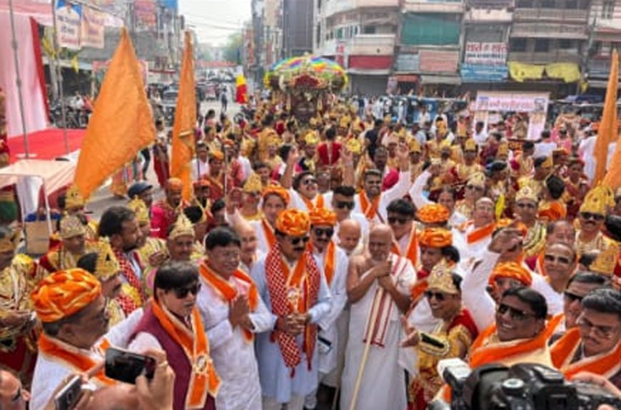 वैश्य महासम्मेलन द्वारा जैन समाज के दोनों जुलूसों का भव्य स्वागत