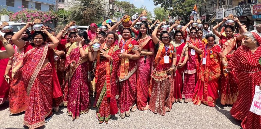 प्रयाग की गंगा तो तन को निर्मल बनाती है, लेकिन रामकथा रूपी गंगा हमारे अंतर्मन को निर्मल बनाएगी - प.पू. उत्तम स्वामी