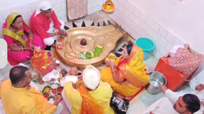 बरसात के लिए इंद्रेश्वर का हुआ आरम्भ रुद्राभिषेक*